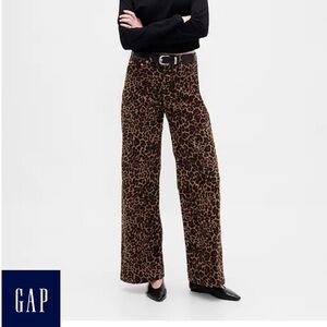 GAP High Rise Stride Corduroy Wide-Leg Pants- 27 Short